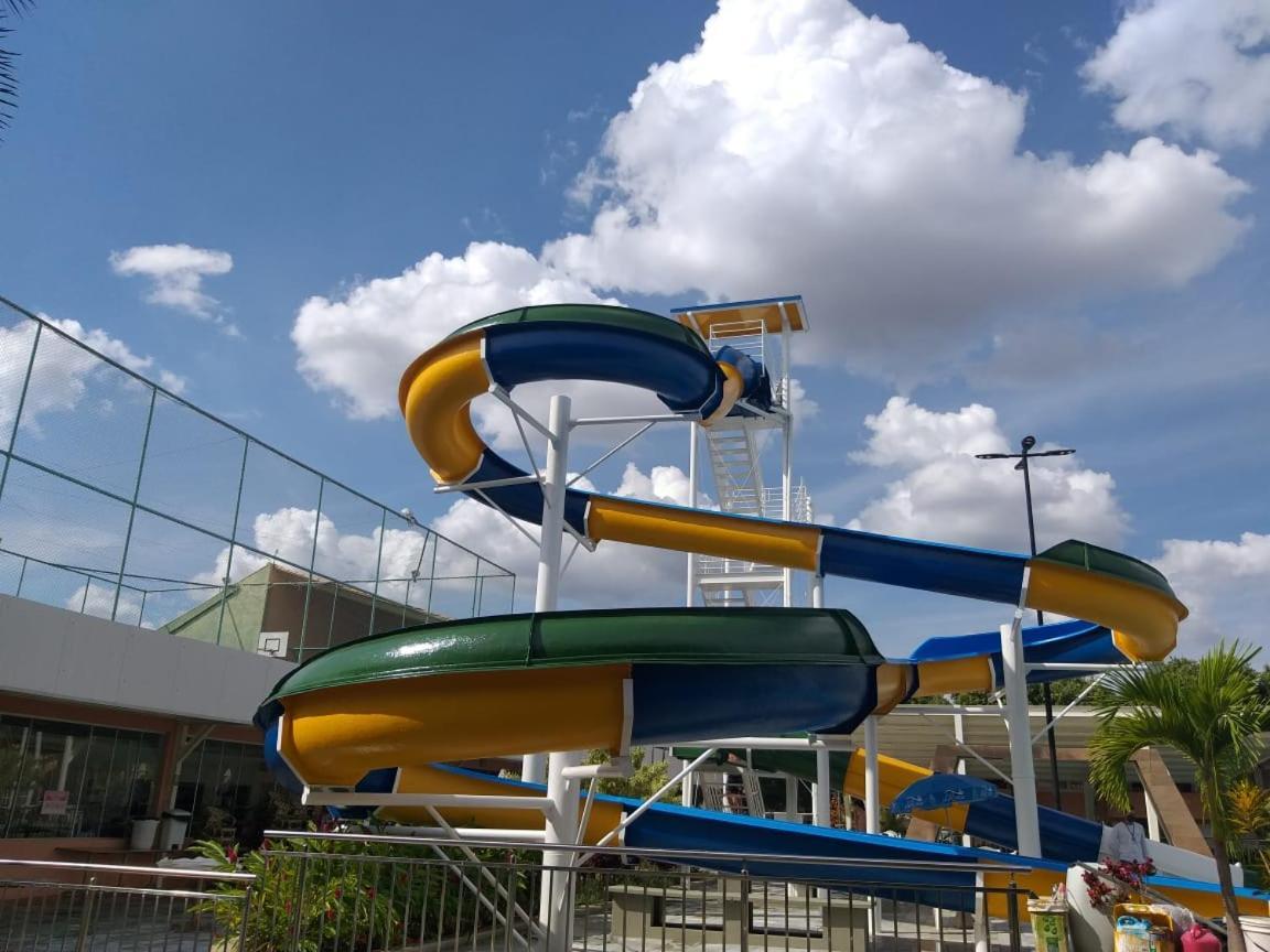 Diroma Fiori Appartement Caldas Novas Buitenkant foto